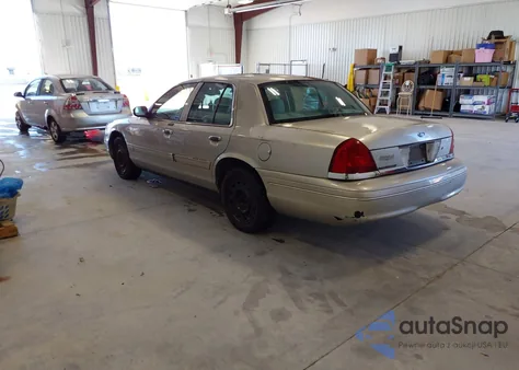 2005 Ford Crown Victoria Lx/Lx Sport from USA, damaged, VIN 2FAFP74W45X157106